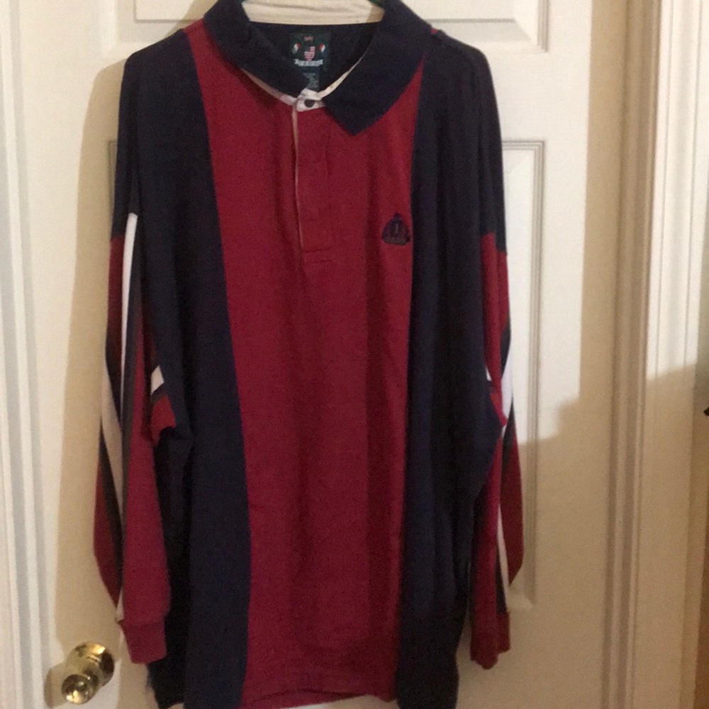 Men’s polo style shirt